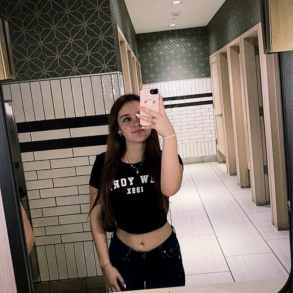 Meet your Posher, Paula